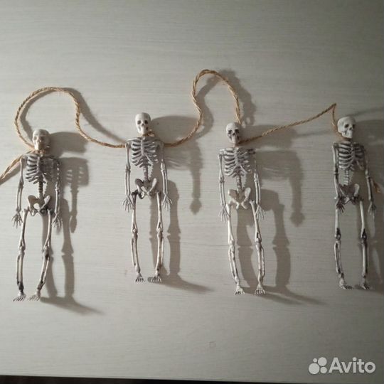 Скелеты декоративные