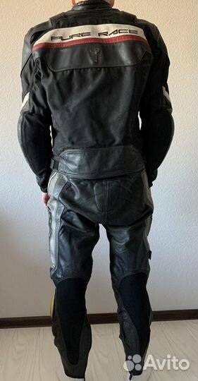 Мотокостюм