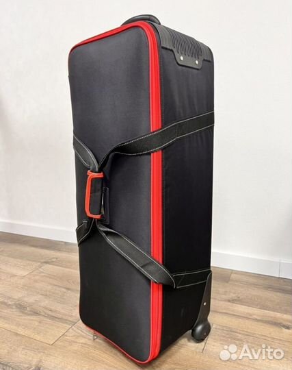 Комплект студийного света Falcon Eyes