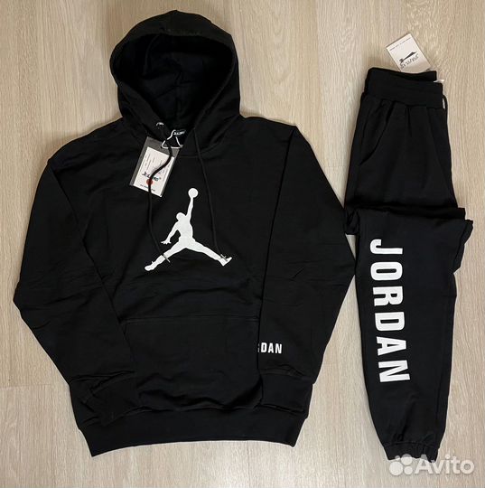 Спортивный костюм мужской новый