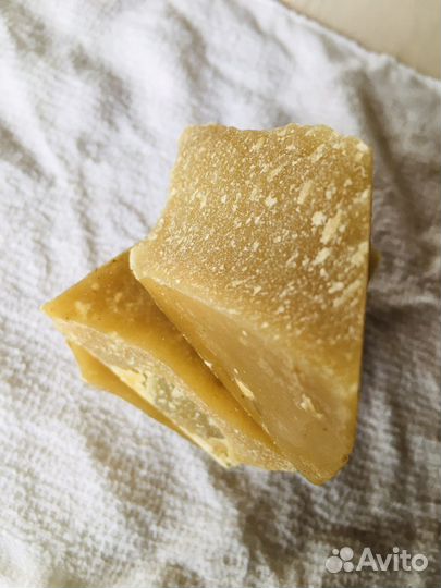 Воск пчелиный