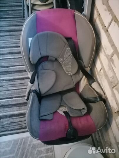 Отдам за 2 киндера