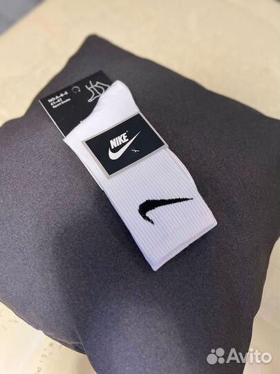Носки nike высокие белые