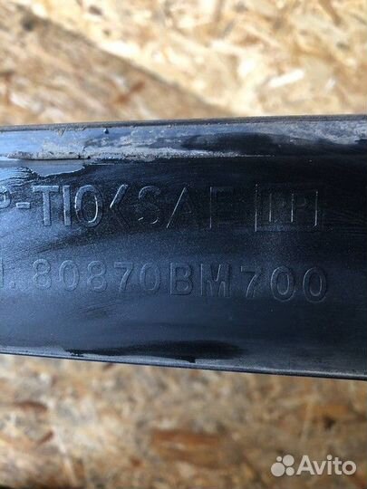 Молдинг двери передние правой Nissan Almera