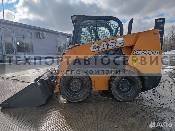 Мини-погрузчик CASE SR200B, 2023