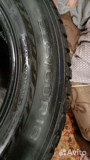 Nokian Tyres Hakkapeliitta 7 225/60 R18 и 235/60 R18 97T