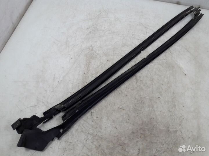 Молдинг лобового стекла Mercedes W220 A2206900539