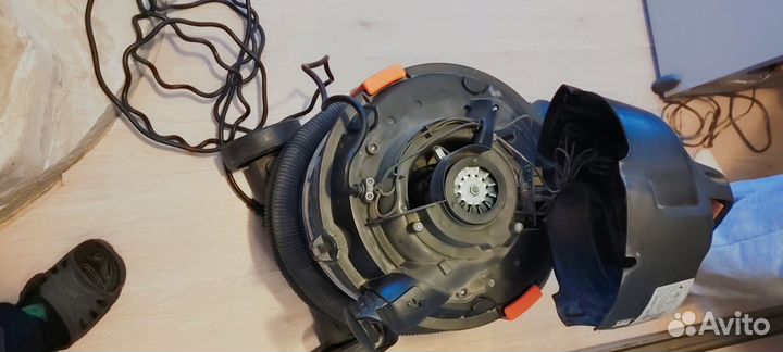 Пылесос obi25 строительный в нерабочем состоянии