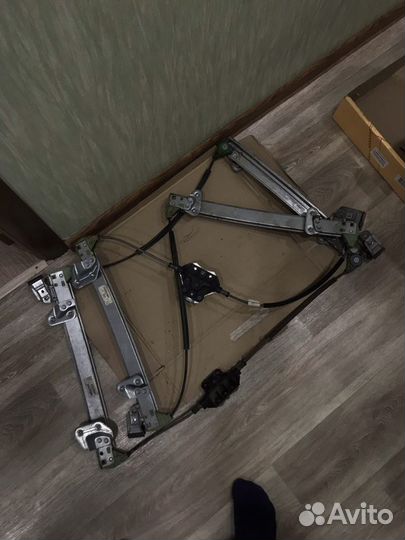 Стеклоподъемники на гранту в передние двери