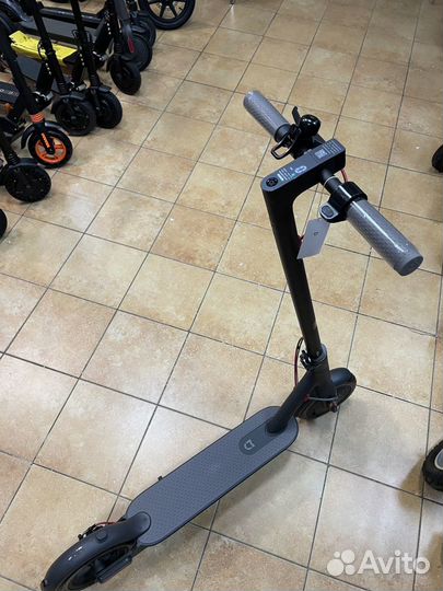Электросамокат xiaomi