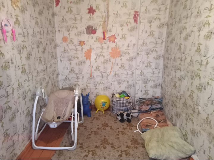 2-к. квартира, 40 м², 2/2 эт.