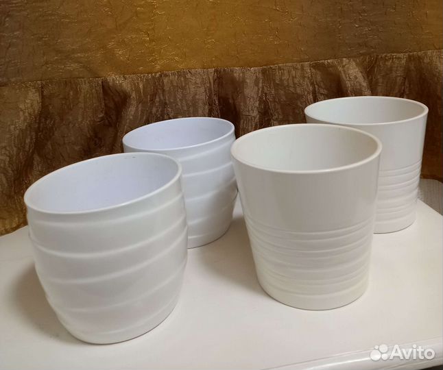 Горшки цветочные керамические и пластиковые