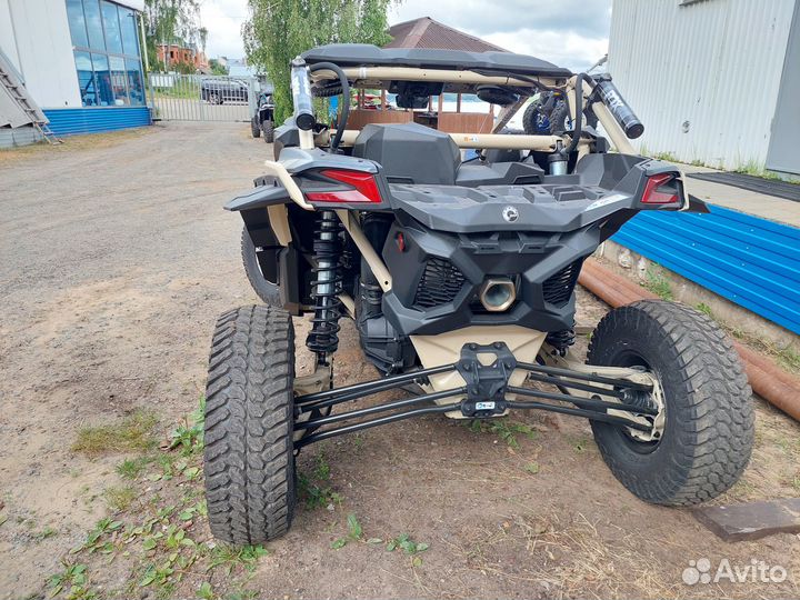 BRP Can-Am Maverick XRC Turbo RR Audio