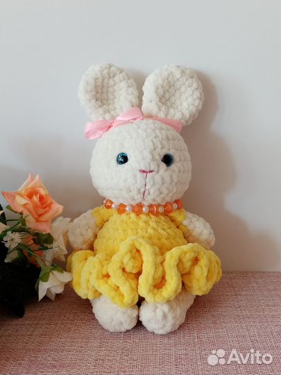 Игрушки-амигурушки ручная работа зайка