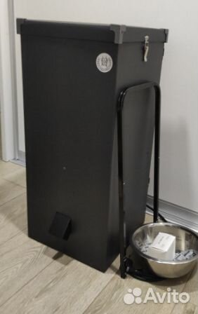 Кормушка для собак автоматическая (новая)