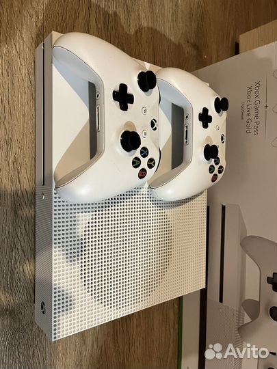 Xbox One S 1tb