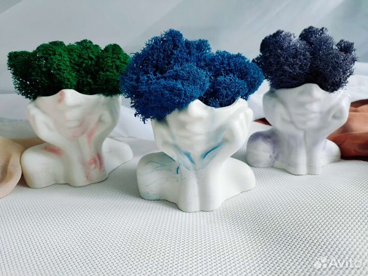 Гипсовое кашпо «Мечтательница»