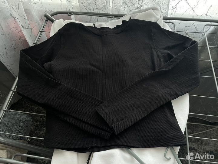 Базовая одежда