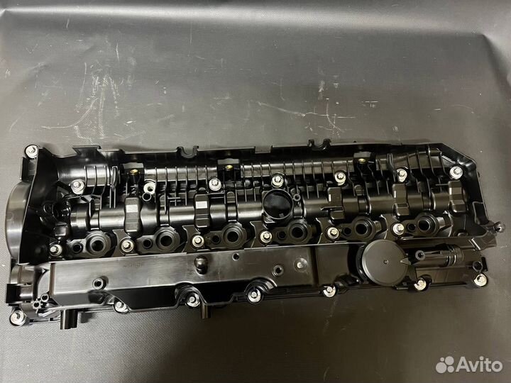 Клапанная крышка BMW B57 G20 G30 G05 G06 111285713