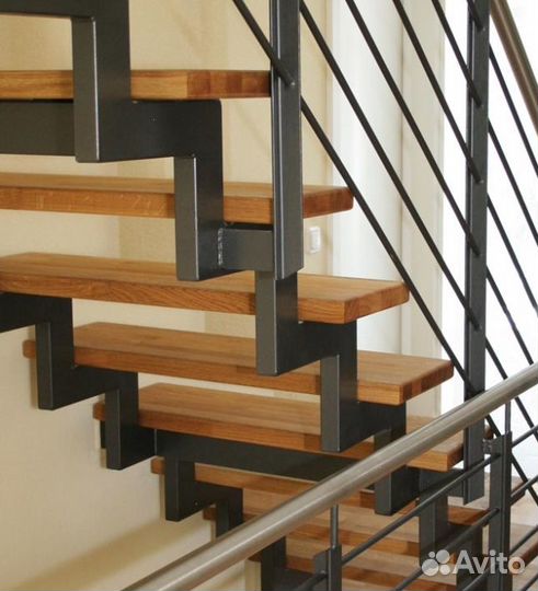 Сварной Каркас Забежной Лестницы в Коттедж