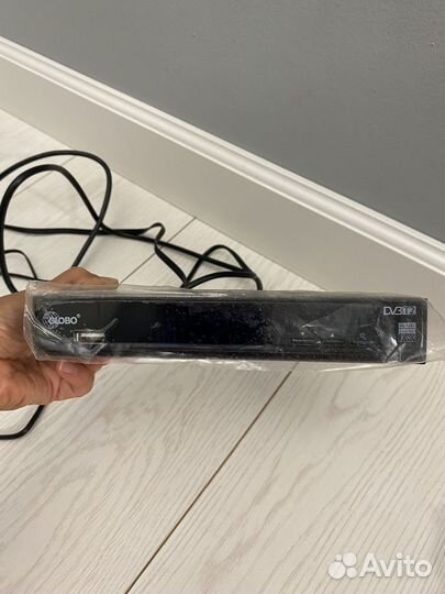 Цифровая приставка DVB-T2 globo GL100