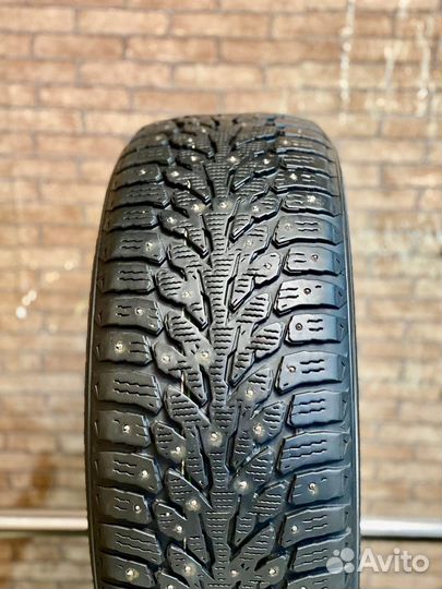 Kumho WinterCraft Ice Wi32 215/55 R16