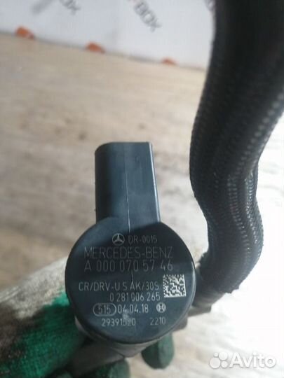 Топливная рампа Mercedes C-Class W205 OM651 2.2