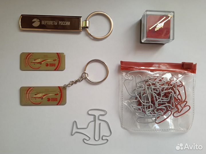 Набор подар вертолеты: значок 2 брелка магн скрепк