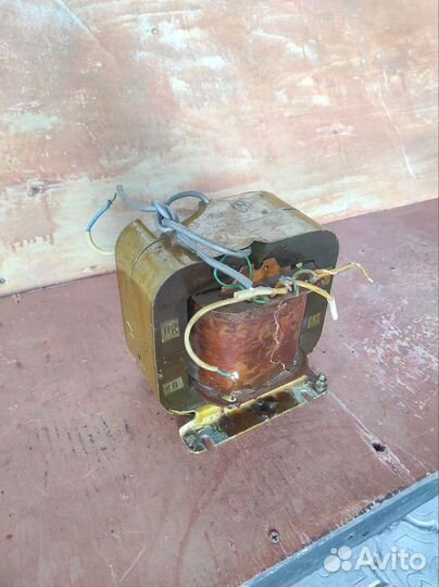 Трансформатор