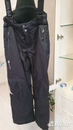 Костюм горнолыжный