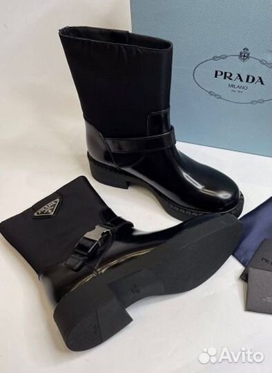 Сапоги женские Prada размер-38,39,40 Новое