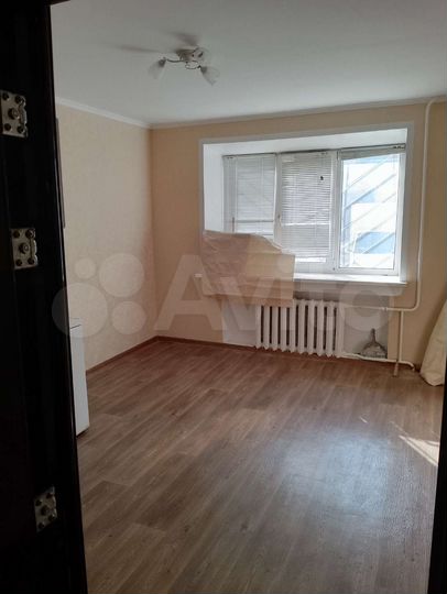 Комната 14 м² в 1-к., 1/5 эт.