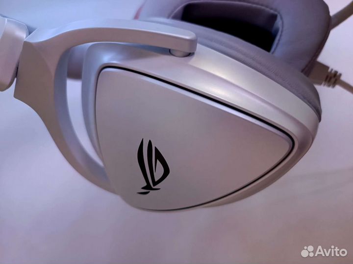 Наушники asus ROG delta