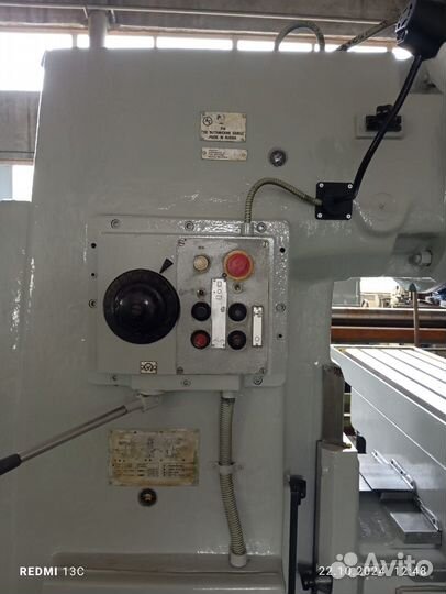 Фрезерный станок вм127м