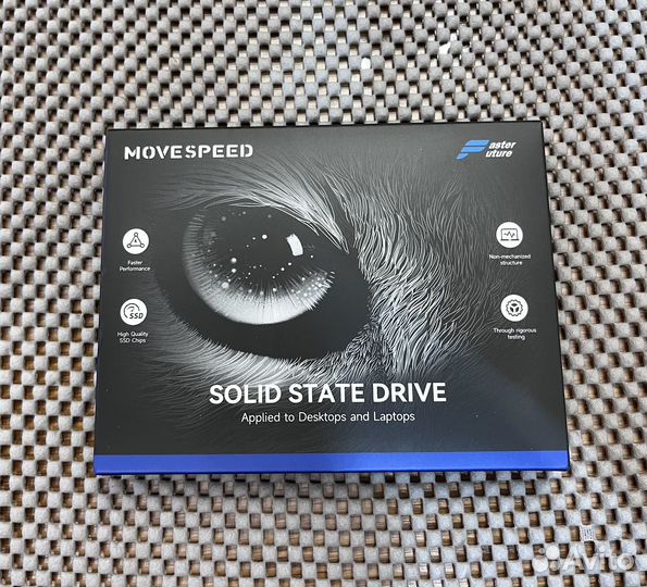Внутренний твердотелиный SSD-накопитель