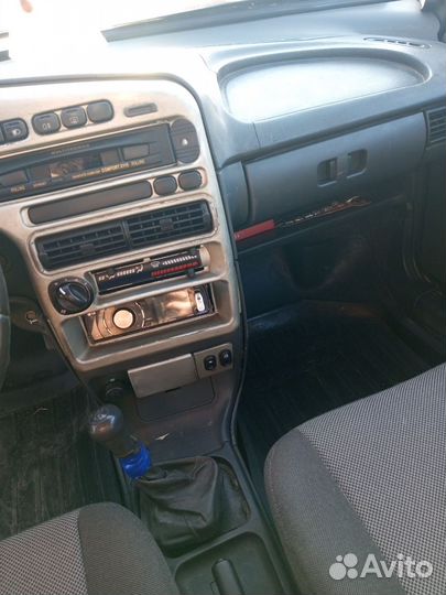 ВАЗ 2113 Samara 1.5 МТ, 2005, 124 880 км