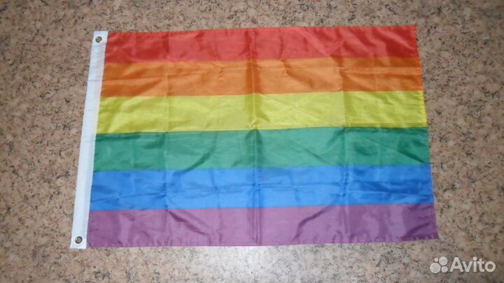 Флажки маленькие и флаг большой 97см*137см