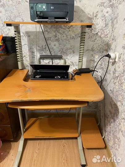 Компьютерный столик бу
