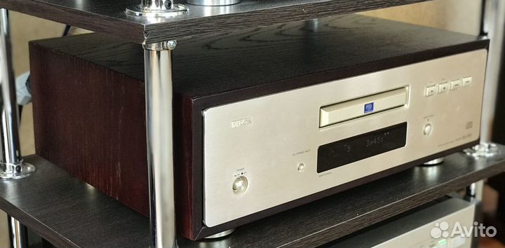 Проигрыватель CD/sacd denon DCD-SA500