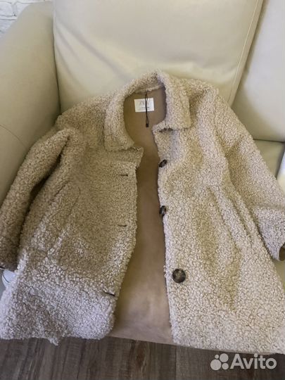 Пальто для девочки zara 152