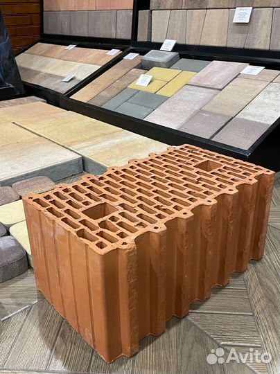 Блок крупноформатный строительный Сталинградский