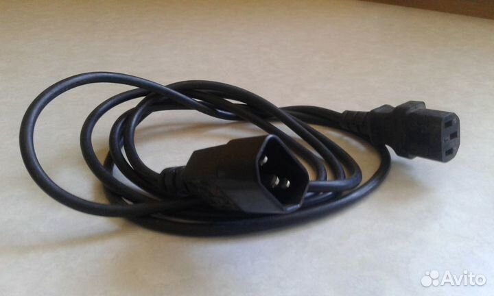 Кабель - VGA от компьютера