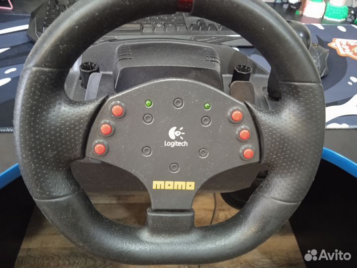 Игровой Руль Logitech momo racing