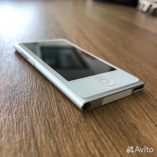 Apple iPod nano 16 gb white