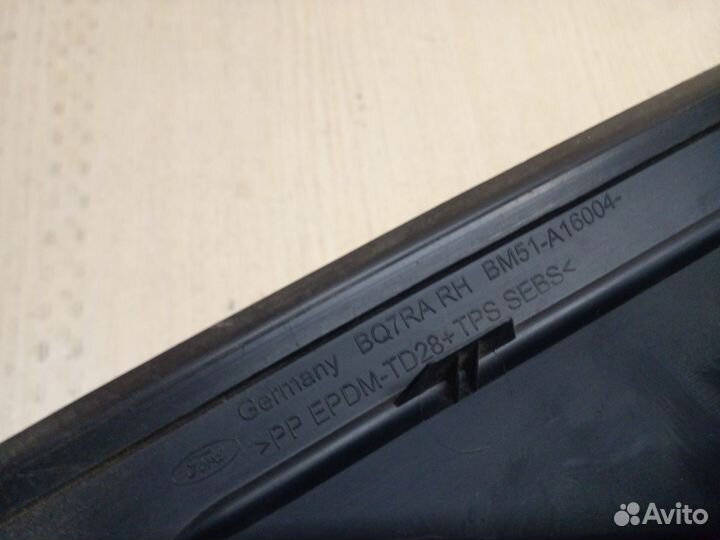 Накладка кузова Ford Focus 3