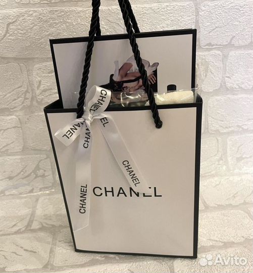 Набор с косметикой Chanel