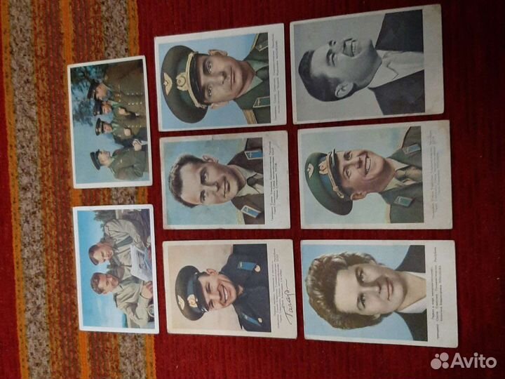 Космонавты открытки