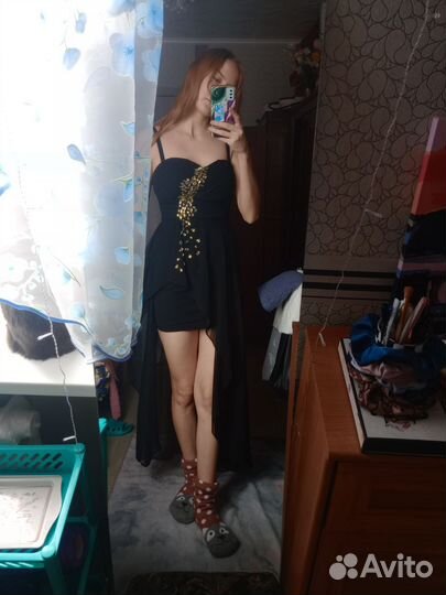 Вечернее платье