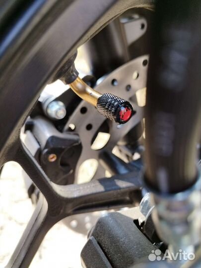 Электромотоцикл kawasaki z1000 (звук двигателя)