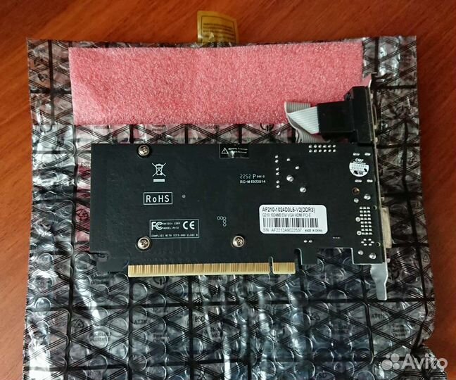 Новая видеокарта Nvidia GeForce G210 1gb
